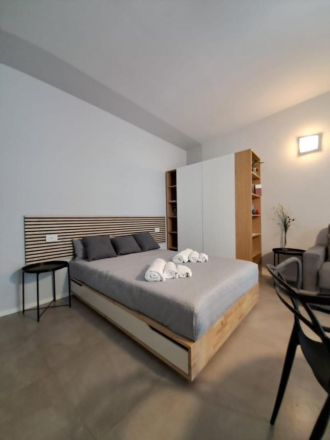 Porta San Paolo House Aparthotel Castelbuono  Luaran gambar