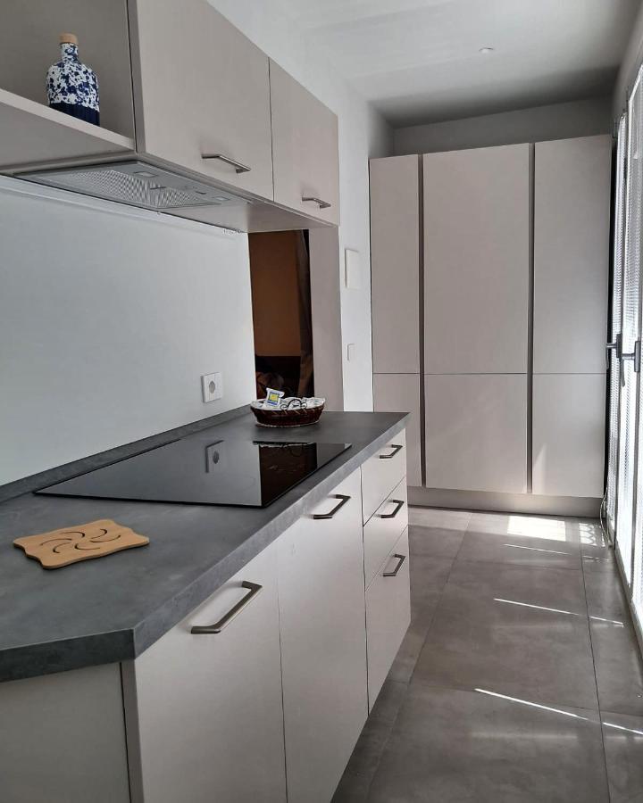 Porta San Paolo House Aparthotel Castelbuono  Luaran gambar