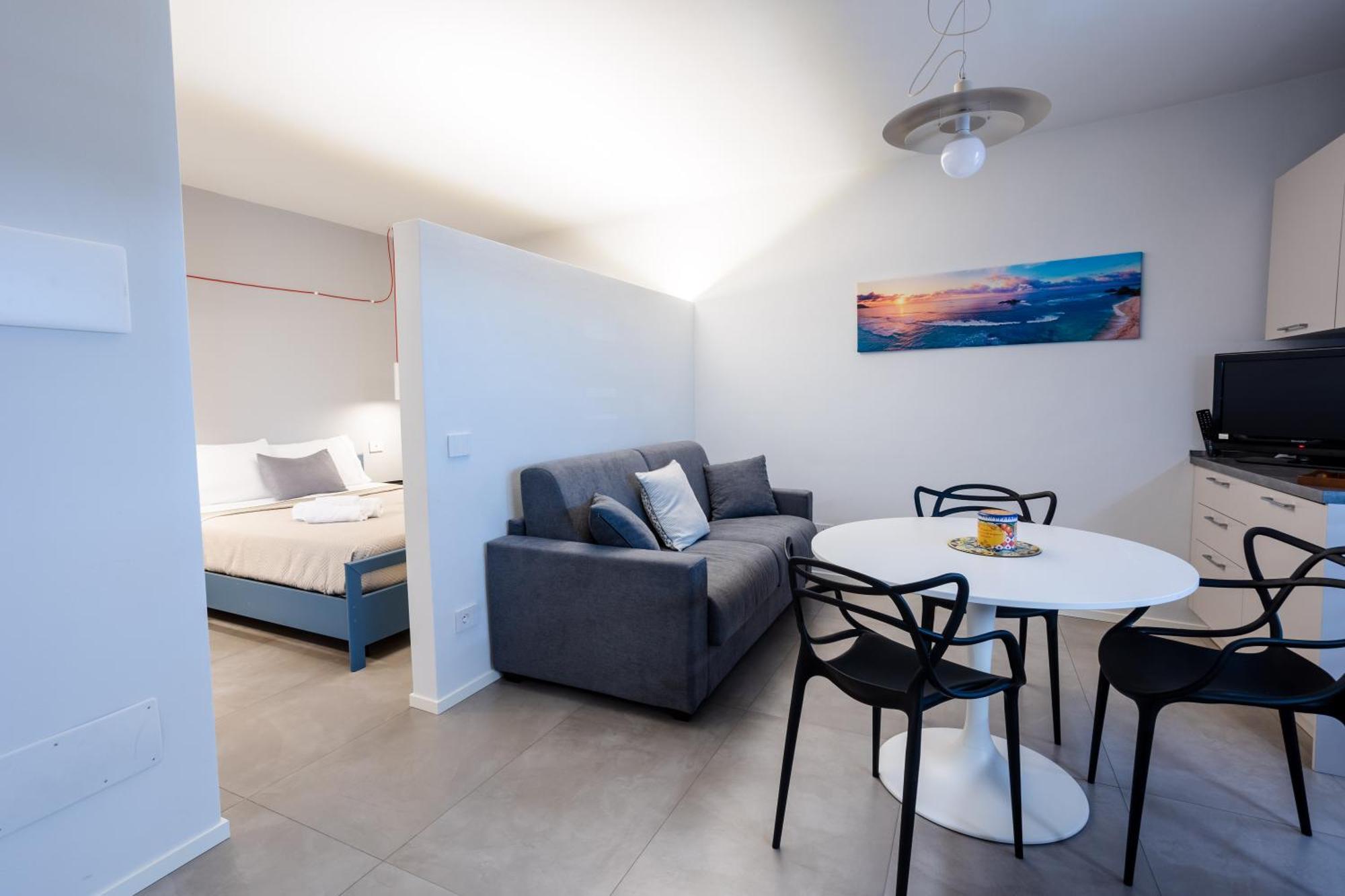 Porta San Paolo House Aparthotel Castelbuono  Luaran gambar