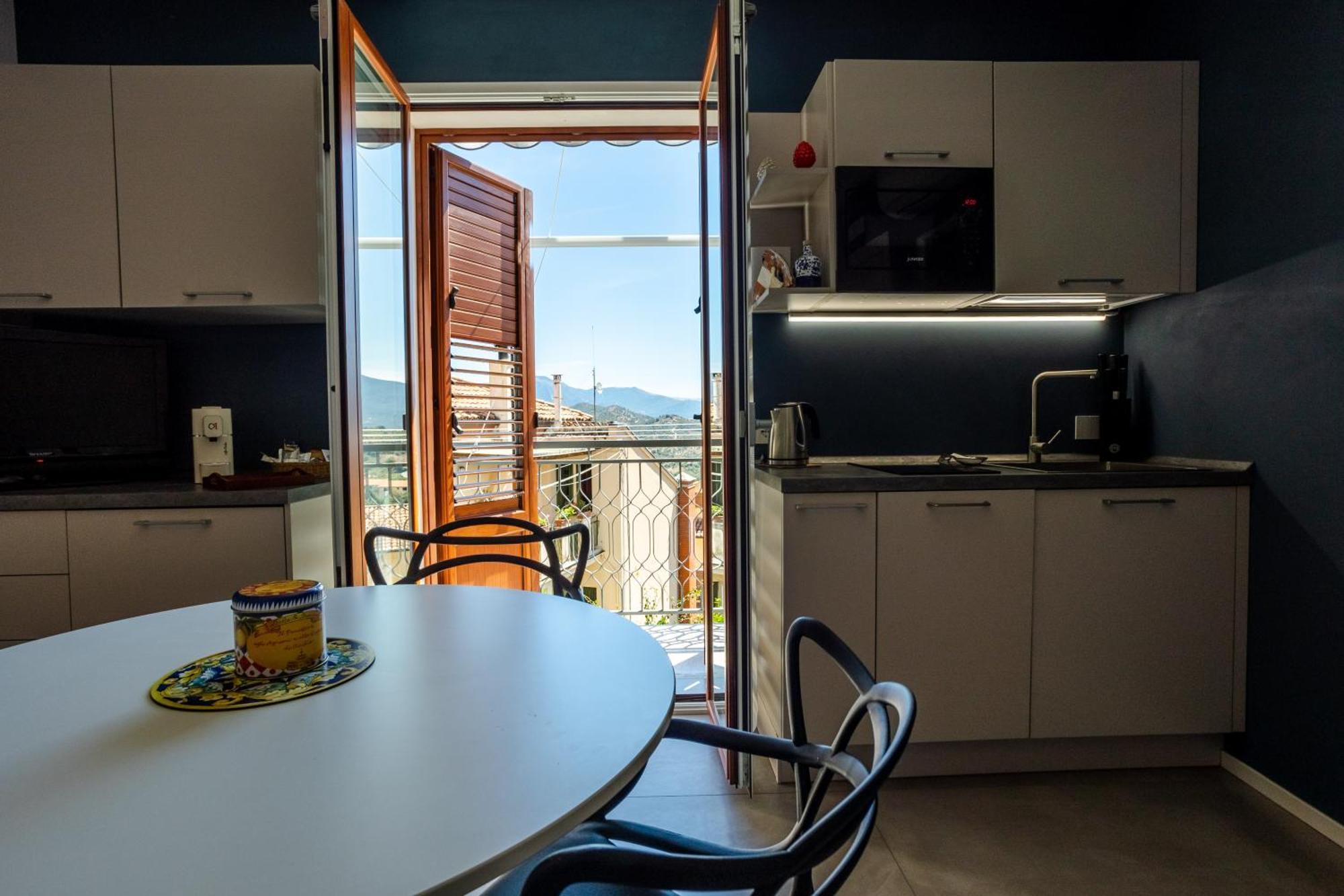 Porta San Paolo House Aparthotel Castelbuono  Luaran gambar